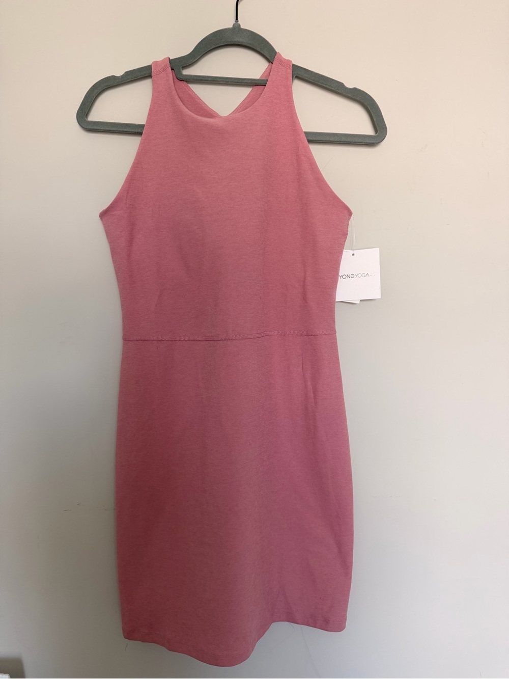 Beyond Yoga Spacedye Refocus Dress Pink Heather Racerback Shelf Bra Sz M  NWT